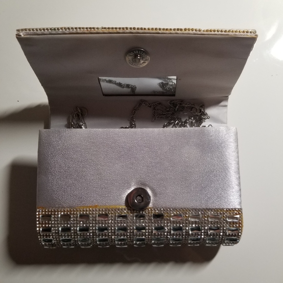 Small Rhinestone Clutch/Purse - Picture 2 of 4